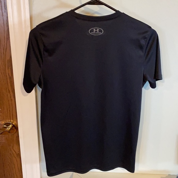 Under Armour HEATGEAR boys youth XL shirt - Picture 3 of 5